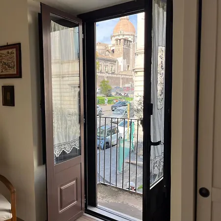 L' Angolo Dei Benedettini Daire *