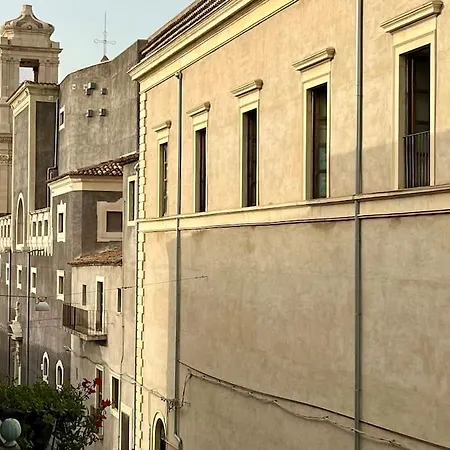 L' Angolo Dei Benedettini Apartment Catania